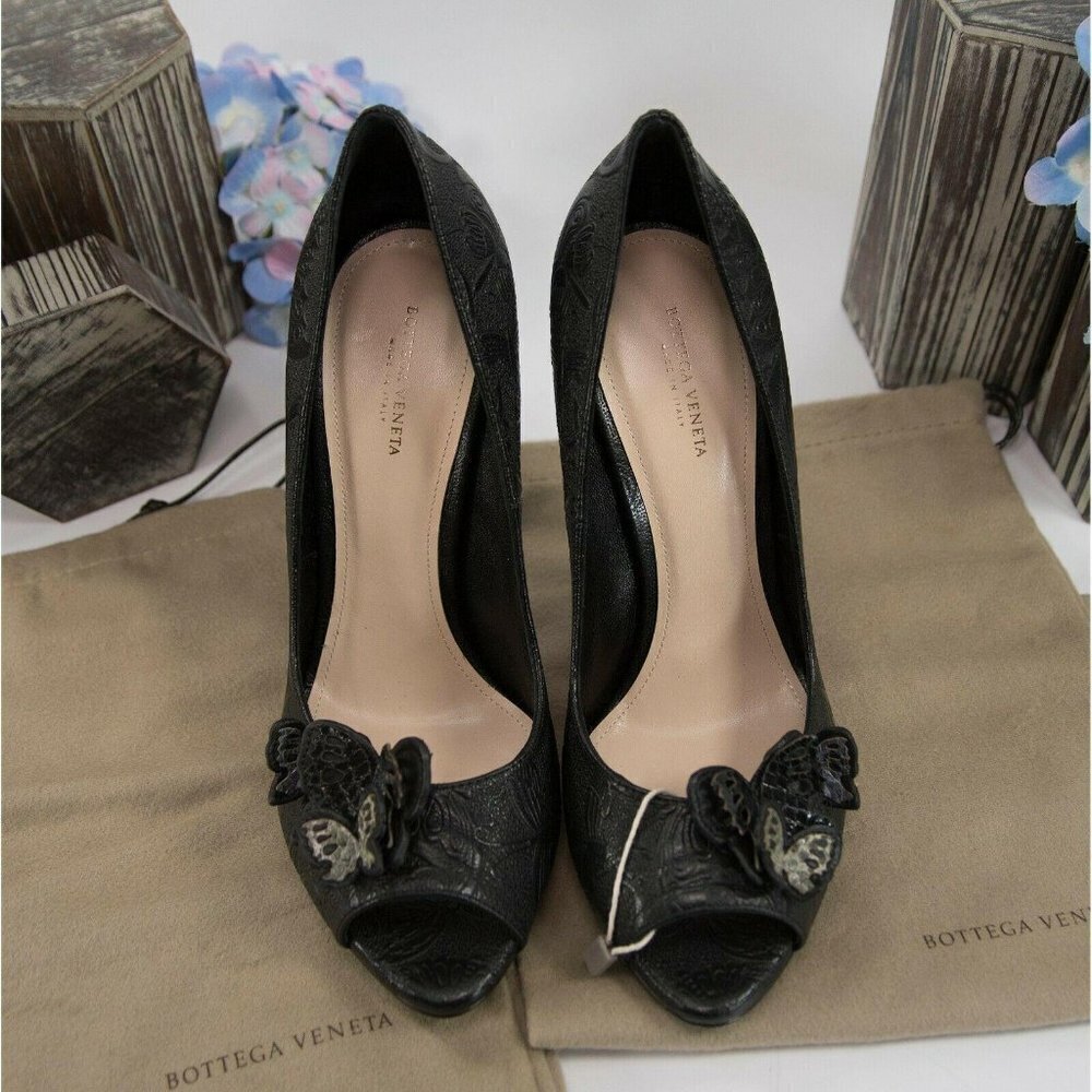 Bottega Veneta Black Leather Butterfly Runway Heel - Picture 7 of 11